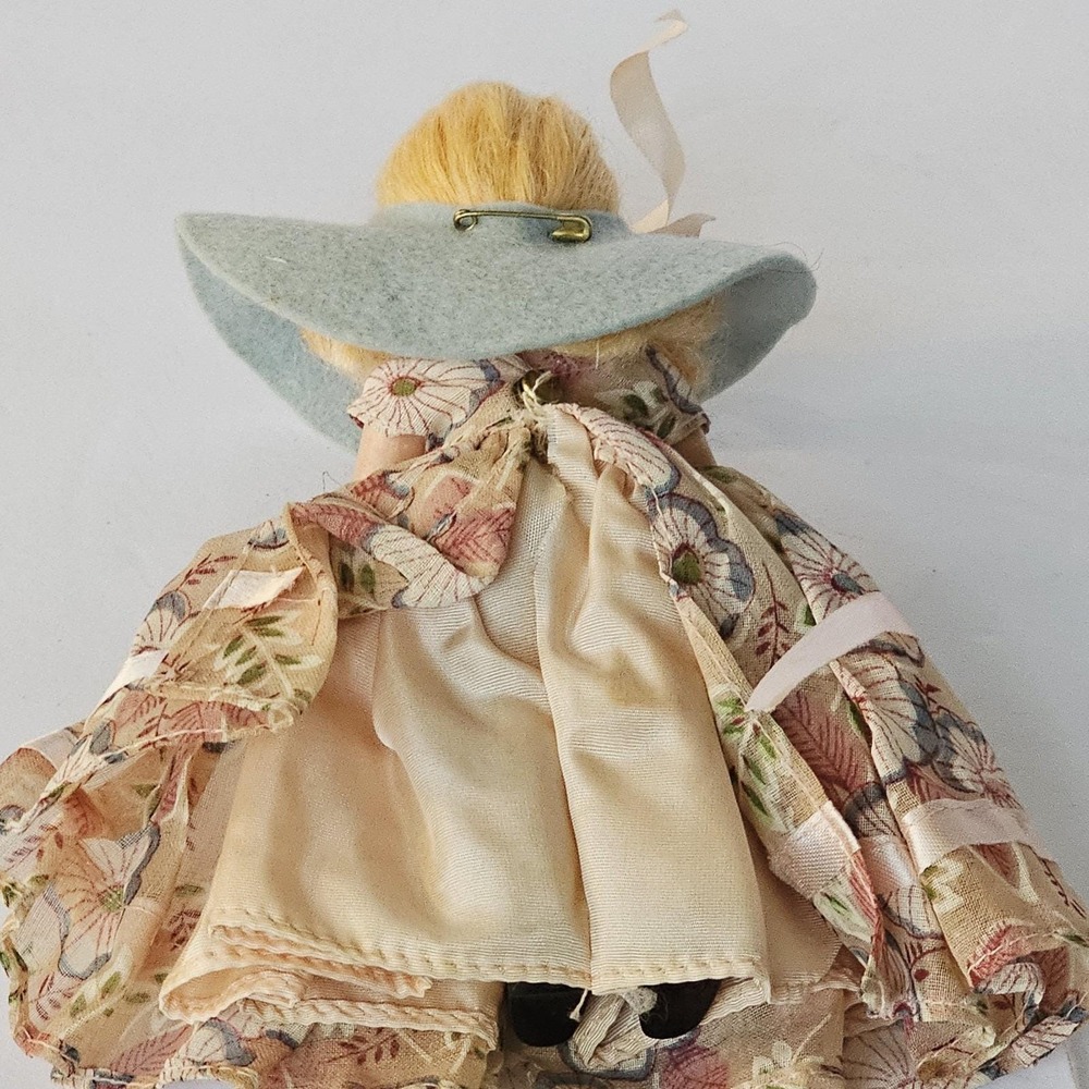 Vintage Nancy Ann Storybook Doll Floral Dress Felt Hat Sleep Eyes Collectible - Picture 8 of 10